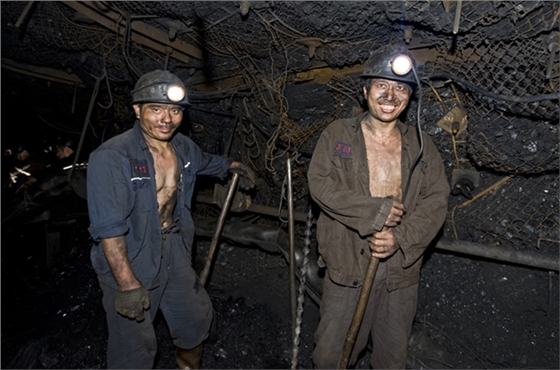 登封煤矿工人